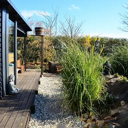 Wellness Pergamo 住宿加早餐酒店 Voorhout